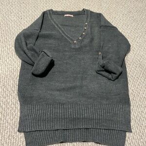 ces femme grey sweater